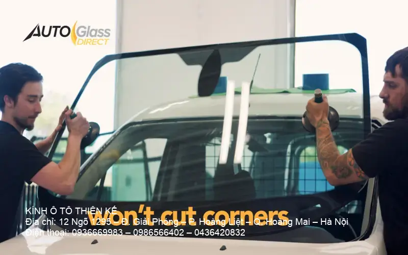 Dịch vụ lắp kính chắn gió ô tô chính hãng tại Billings AGD