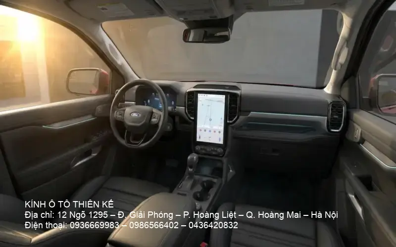 Hệ thống điều khiển kính và HUD trên vô-lăng Ford Ranger 2026