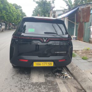 Kính chắn gió xe ô tô VinFast Limo Green